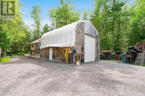 636 Harbour Street Innisfil ON L0L 1K0