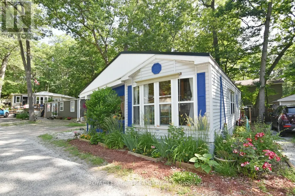 9910 Northville Crescent Lambton Shores ON N0M 2N0