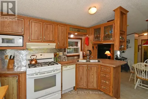 9910 Northville Crescent Lambton Shores ON N0M 2N0