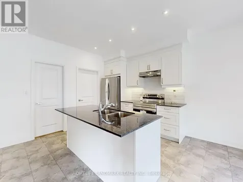 67 Wheatfield Road Barrie ON L9J 0T4