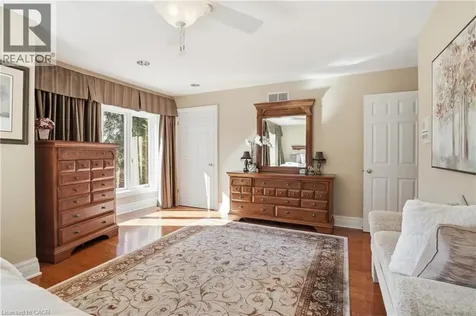 1121 Forestvale Drive Burlington ON L7P 4W3
