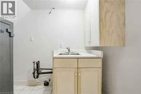 1121 Forestvale Drive Burlington ON L7P 4W3