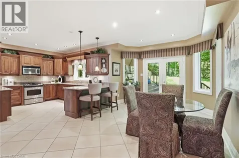 1121 Forestvale Drive Burlington ON L7P 4W3
