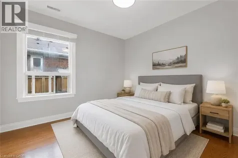 22 North Heights Road Toronto ON M9B 2T1