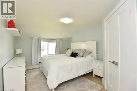 1091 Upper Wellington Street Hamilton ON L9A 3S5