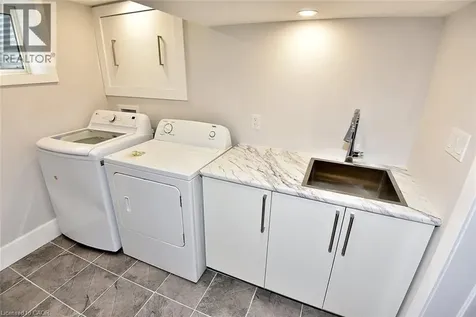 1091 Upper Wellington Street Hamilton ON L9A 3S5