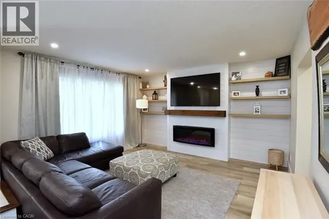 1091 Upper Wellington Street Hamilton ON L9A 3S5