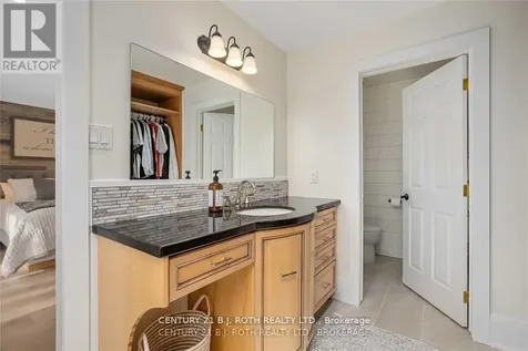3274 Liah Lane Innisfil ON L9S 2B4