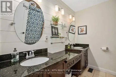 3274 Liah Lane Innisfil ON L9S 2B4