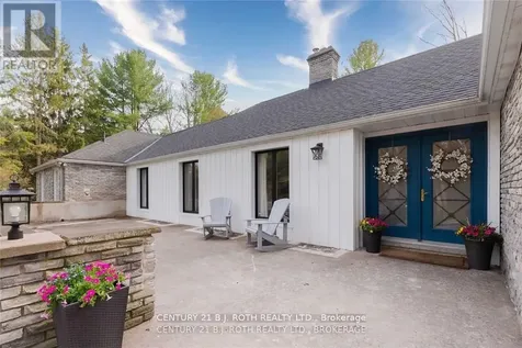 3274 Liah Lane Innisfil ON L9S 2B4
