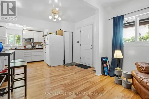 53-1/2 Champagne Avenue Ottawa ON K1S 4P1