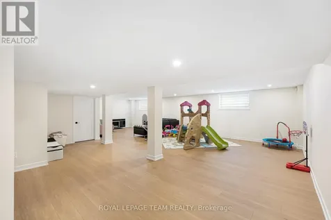 649 Bridgeport Avenue Ottawa ON K4M 0W9