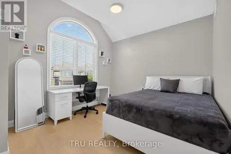 26 Palmeto Court Ottawa ON K2S 0X2