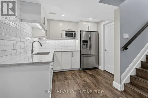 26 Palmeto Court Ottawa ON K2S 0X2