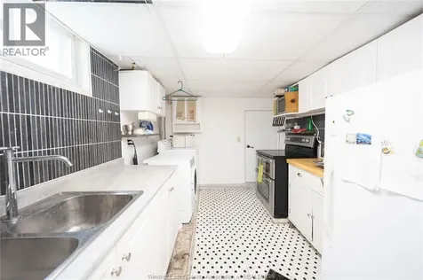 971 Fairview Boulevard Windsor ON N8S 3G6