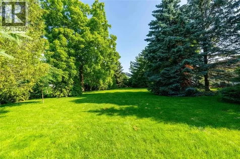 1354 Blackwell Road Sarnia ON N7S 5M4