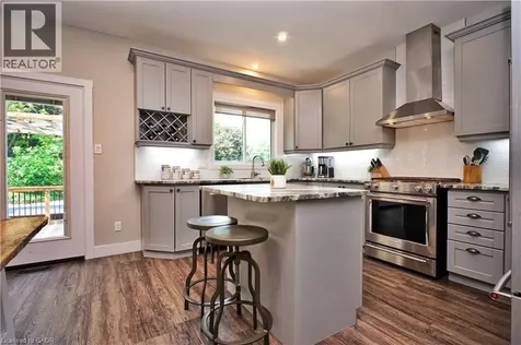 40 Mccormick Drive Cambridge ON N3C 4C9