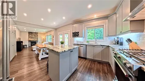 40 Mccormick Drive Cambridge ON N3C 4C9