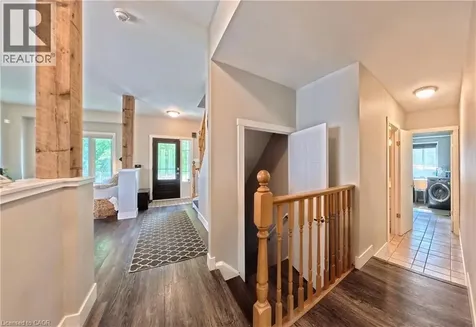 40 Mccormick Drive Cambridge ON N3C 4C9
