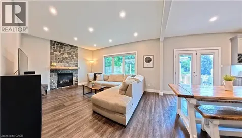 40 Mccormick Drive Cambridge ON N3C 4C9