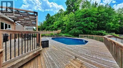 40 Mccormick Drive Cambridge ON N3C 4C9
