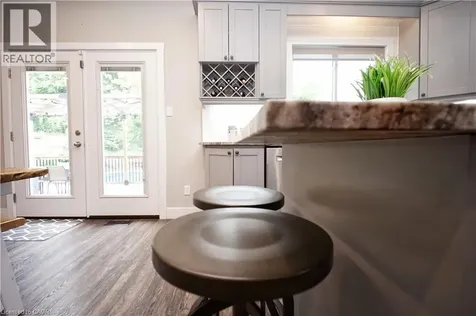40 Mccormick Drive Cambridge ON N3C 4C9