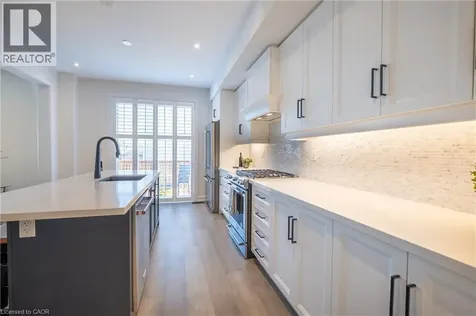 38 Riesling Street Grimsby ON L3M 0L2