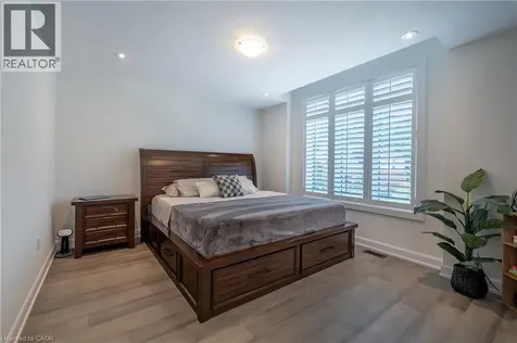 38 Riesling Street Grimsby ON L3M 0L2