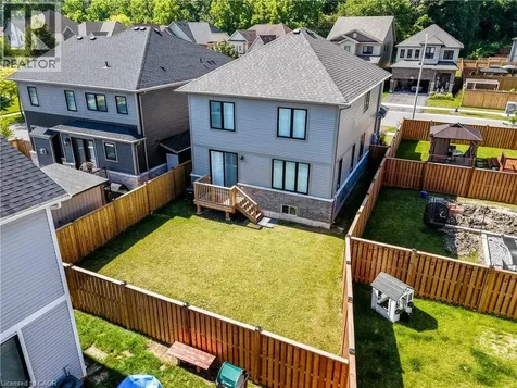 38 Riesling Street Grimsby ON L3M 0L2