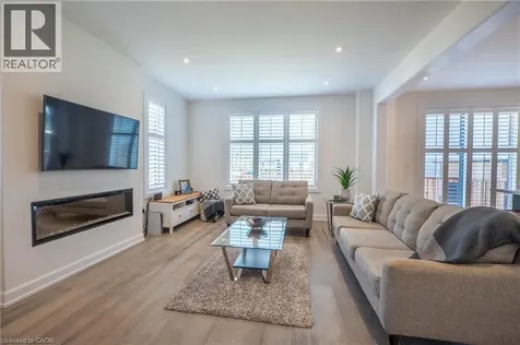 38 Riesling Street Grimsby ON L3M 0L2