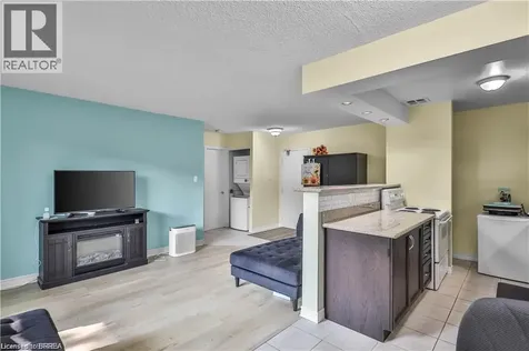 793 Colborne Street East Brantford ON N3S 7J3