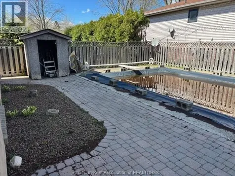 15 Monarch Drive Chatham ON N7L 5G6