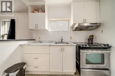 1531 Windsor Avenue Windsor ON N8X 3M3