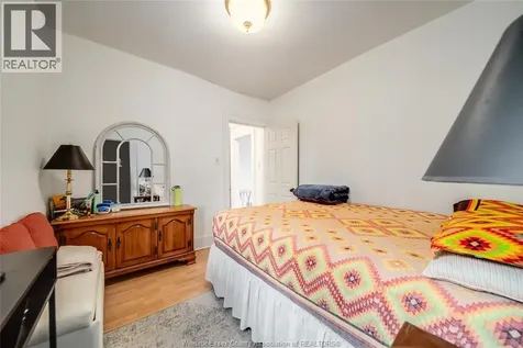 1531 Windsor Avenue Windsor ON N8X 3M3