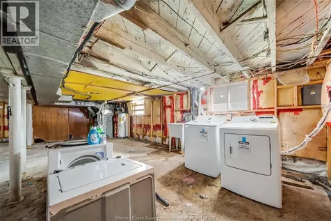 1531 Windsor Avenue Windsor ON N8X 3M3
