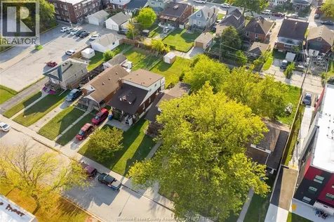 1531 Windsor Avenue Windsor ON N8X 3M3