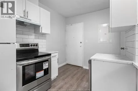 1292 Parent Avenue Windsor ON N8X 4J2