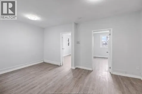 1292 Parent Avenue Windsor ON N8X 4J2