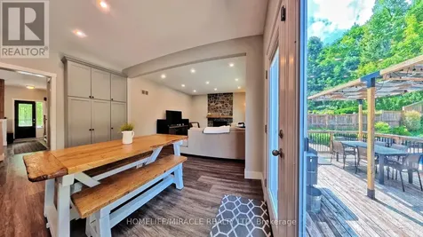 40 Mccormick Drive Cambridge ON N3C 4C9