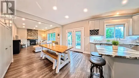 40 Mccormick Drive Cambridge ON N3C 4C9