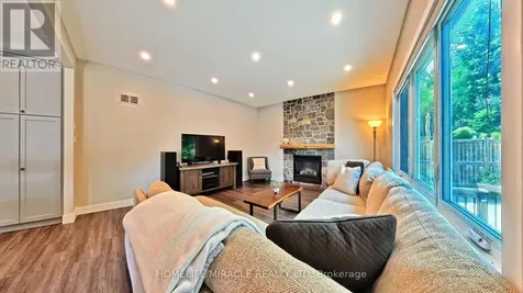 40 Mccormick Drive Cambridge ON N3C 4C9