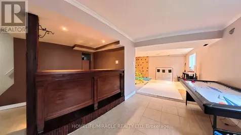 40 Mccormick Drive Cambridge ON N3C 4C9