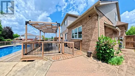 40 Mccormick Drive Cambridge ON N3C 4C9