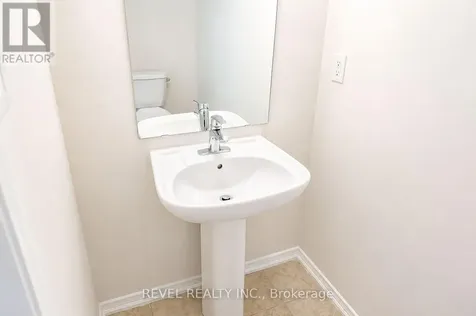 62 Munro Circle Brantford ON N3T 5L5