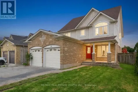 43 Decaro Crescent Cambridge ON N3C 4N1