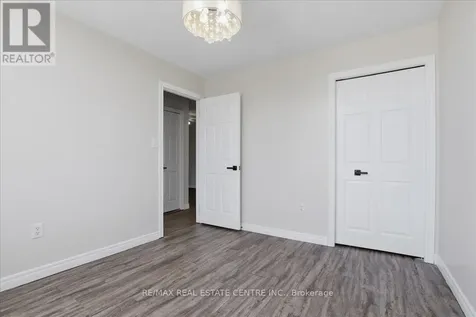 43 Decaro Crescent Cambridge ON N3C 4N1