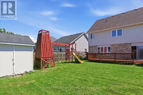 43 Decaro Crescent Cambridge ON N3C 4N1