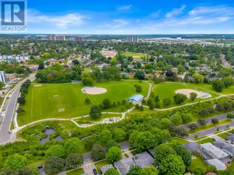 72 Massey Avenue Kitchener ON N2C 1M3