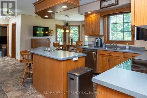 1632 Windham Road 19 Norfolk ON N0E 1H0