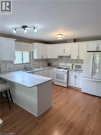 18 Maich Crescent Brantford ON N3T 6P1